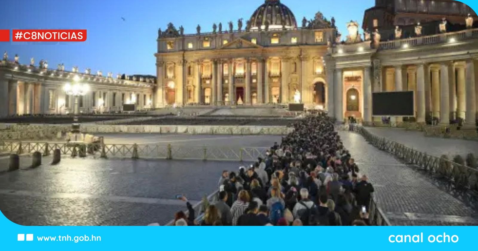Abre la plaza del Vaticano a los fieles para asistir al funeral del papa Francisco