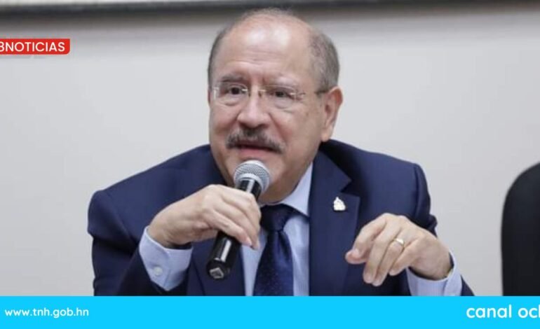 Vicepresidente del Congreso Hugo Noé Pino cuestiona manejo del CNE por Cossette López