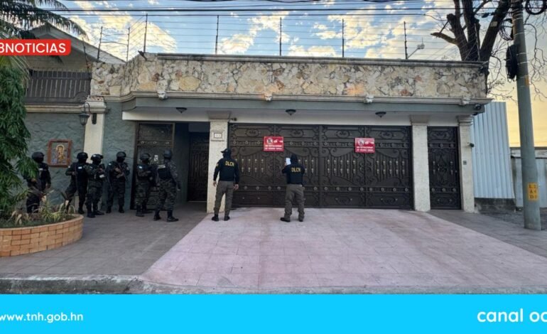 Ejecutan allanamientos contra estructura criminal vinculada al narcotráfico y lavado de activos