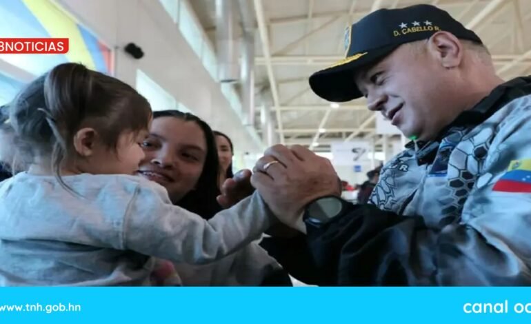 Cabello: mafia de la derecha fascista intentó extorsionar a padres de niña venezolana secuestrada por EE. UU.