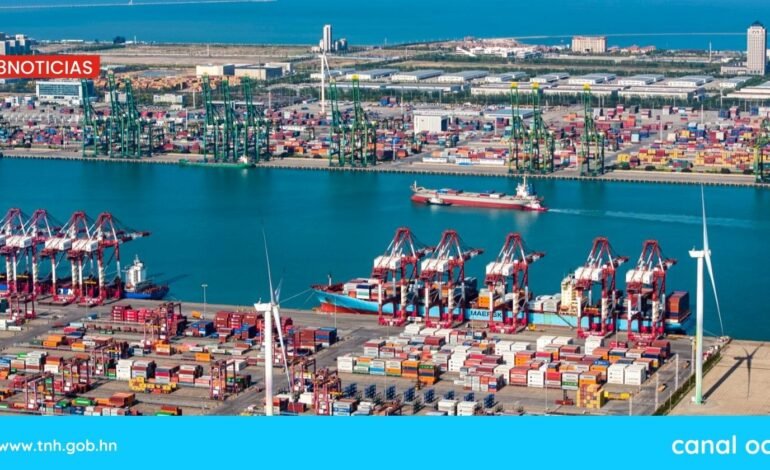 China evalúa mensajes de EEUU de que espera sostener conversaciones sobre aranceles, afirma Ministerio de Comercio