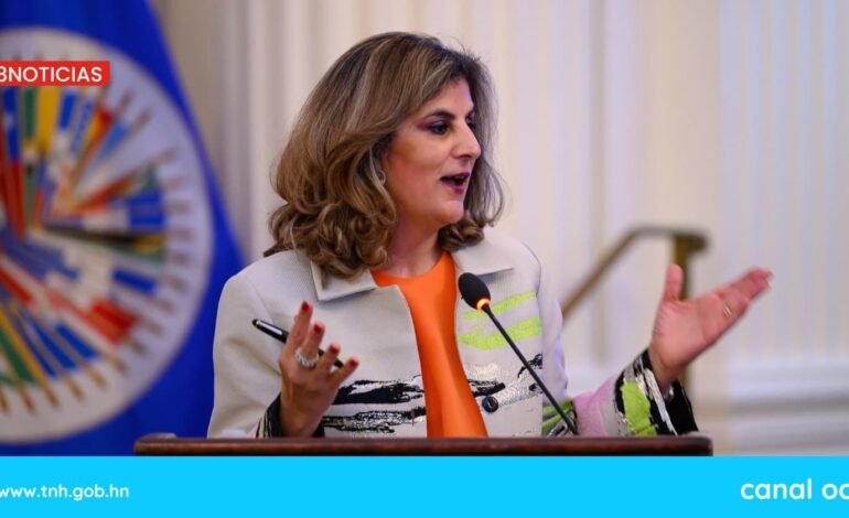 Laura Gil, primera mujer en ser elegida secretaria general adjunta de la OEA