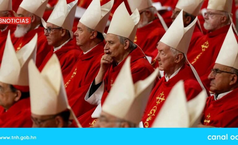 Todo listo para el cónclave: 133 cardenales se preparan en Roma para elegir al sucesor de Francisco