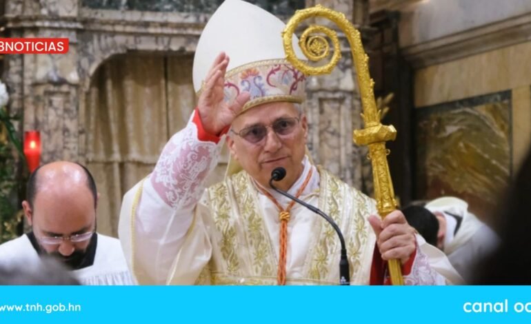 León XIV inicia su pontificado con un llamado a la unidad y la paz mundial