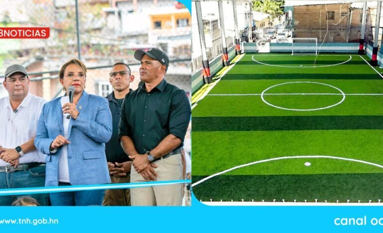 Gobierno inaugura cancha deportiva en la colonia Divanna de Tegucigalpa